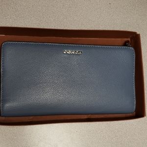 Coach Wallet with zipper